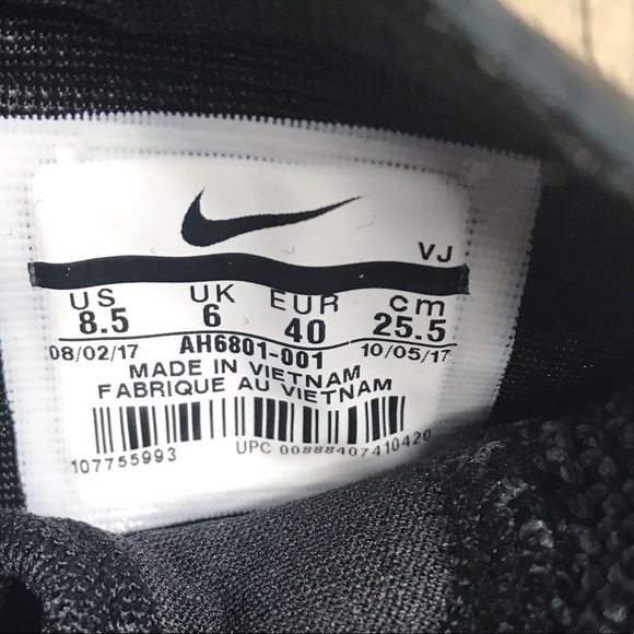 NWT Nike Roshe One Knit Black WMNS - Picture 8 of 8